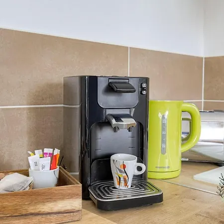 Le Celeste Lumineux équipé Apartamento